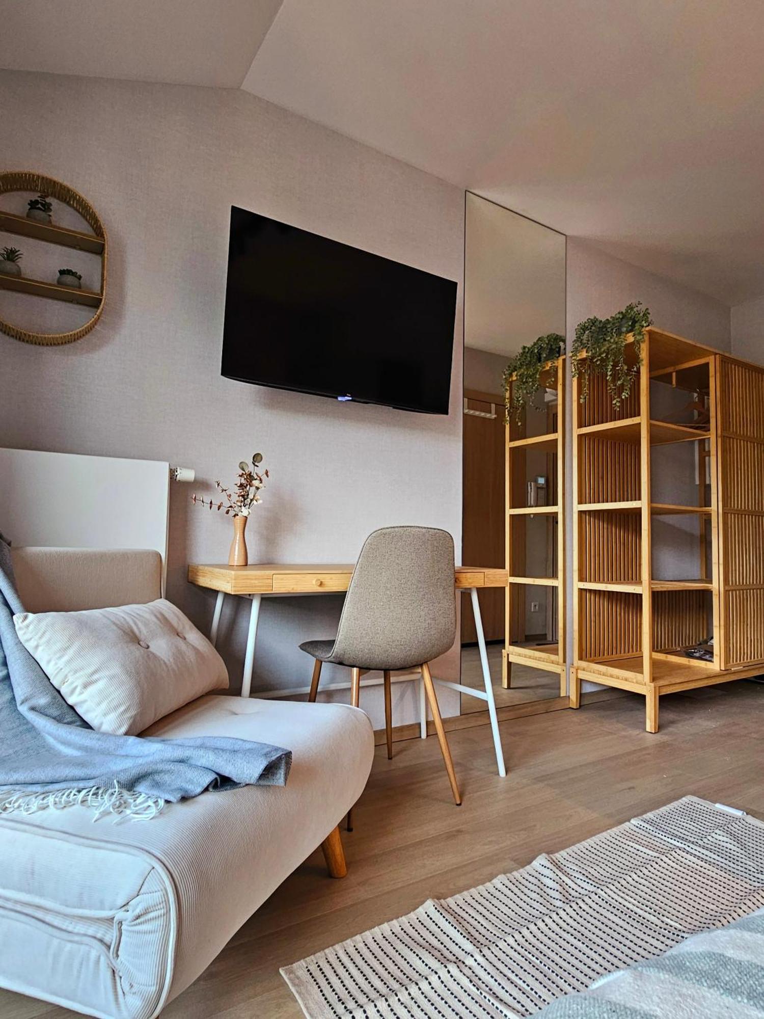 Katowa - Sauna, Ac, Balcony Apartment